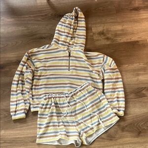 sstrevolution striped sweatsuit set - sz m